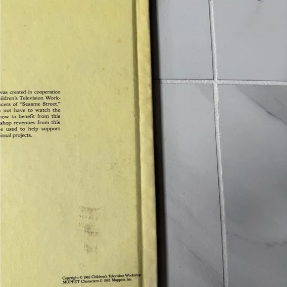 Vintage 1983 Sesame Street Treasury Volume 2 Illustrated Story Picture Book - Picture 5 of 7